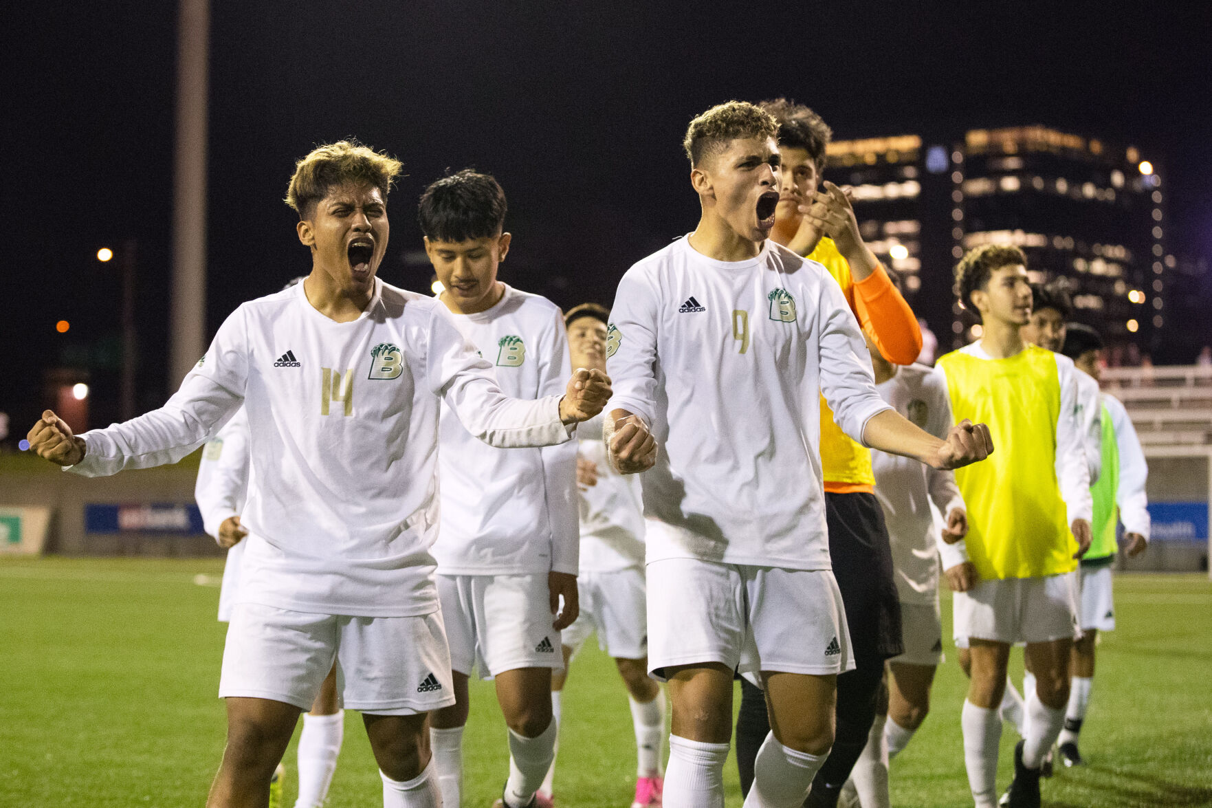 051122-owh-spo-statesoccer-em14.jpg